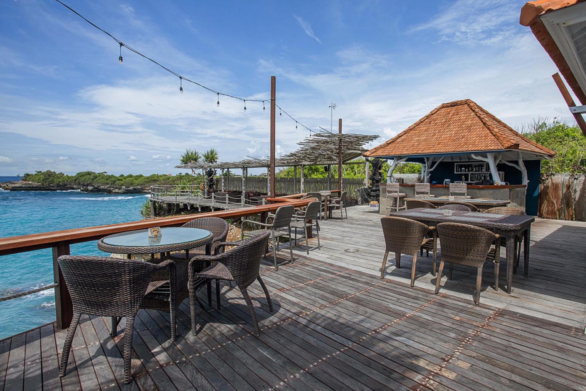 Water Blow Huts Lembongan Esterno foto