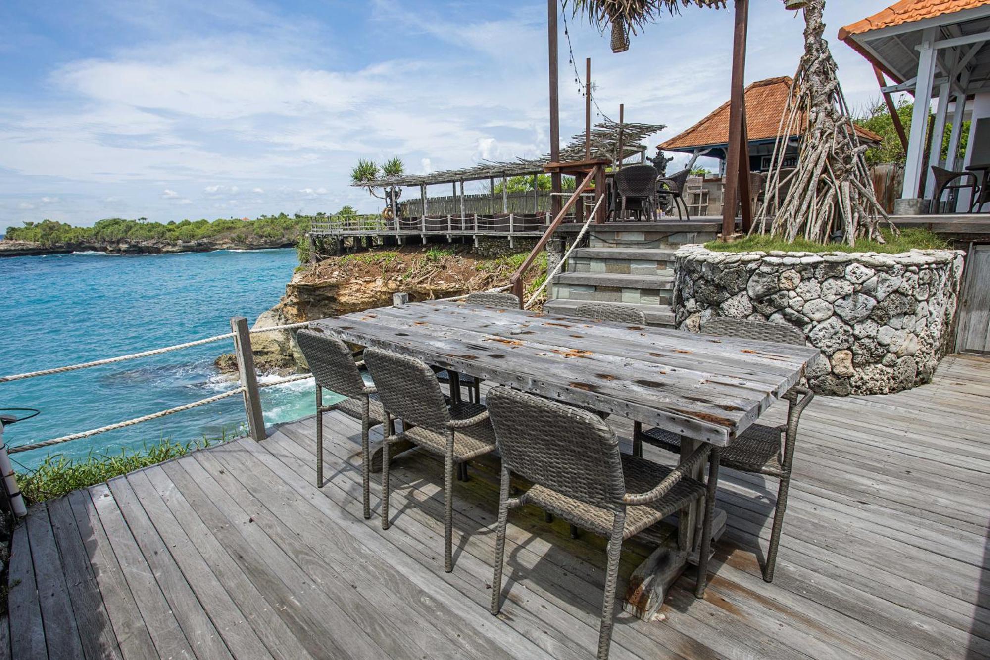 Water Blow Huts Lembongan Esterno foto
