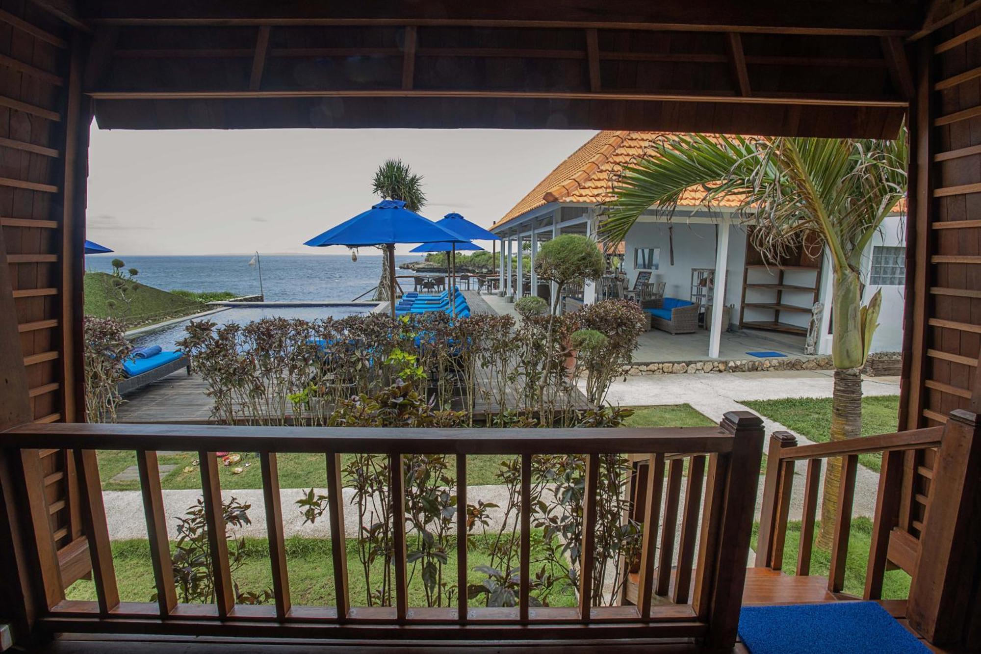Water Blow Huts Lembongan Esterno foto