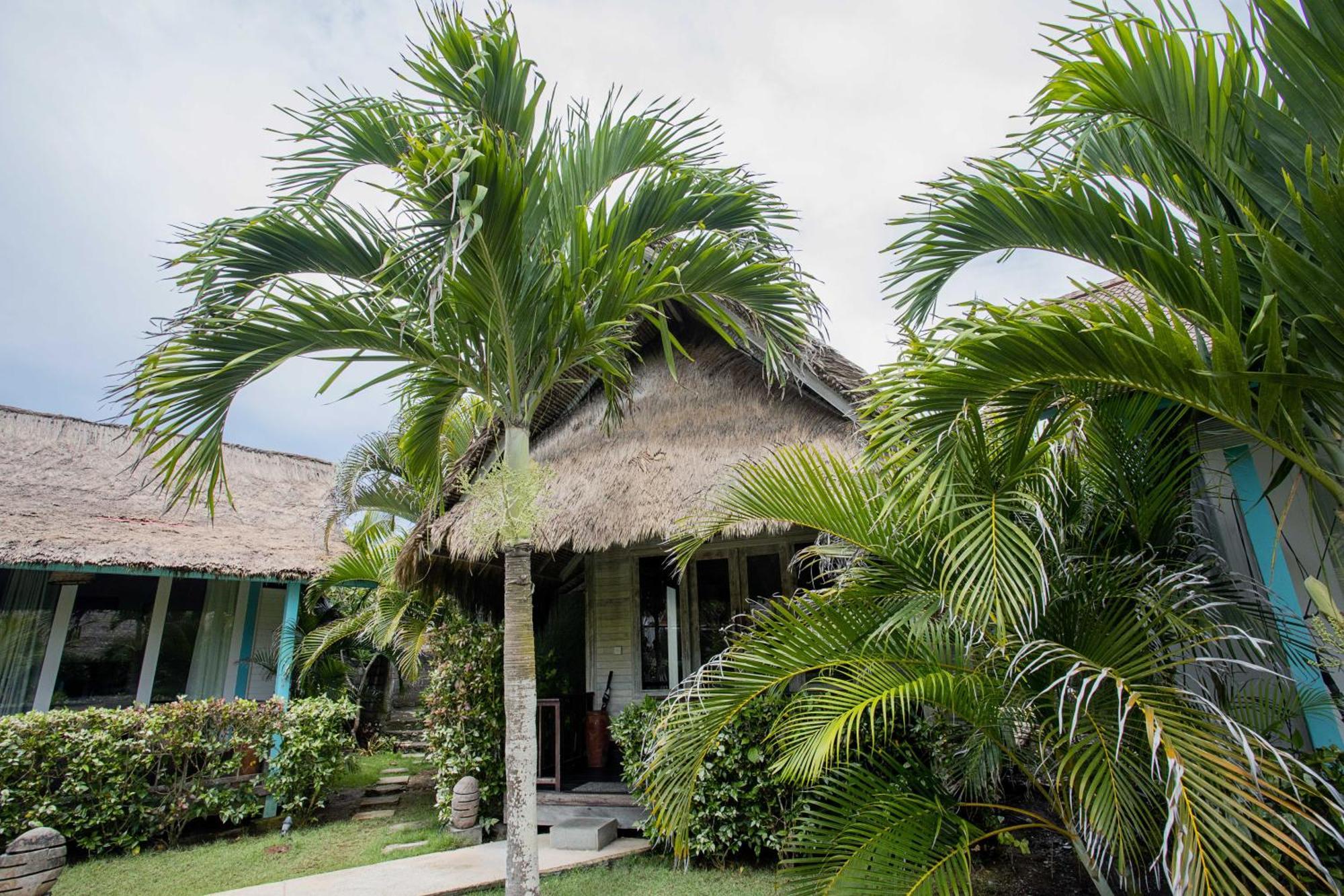 Water Blow Huts Lembongan Esterno foto