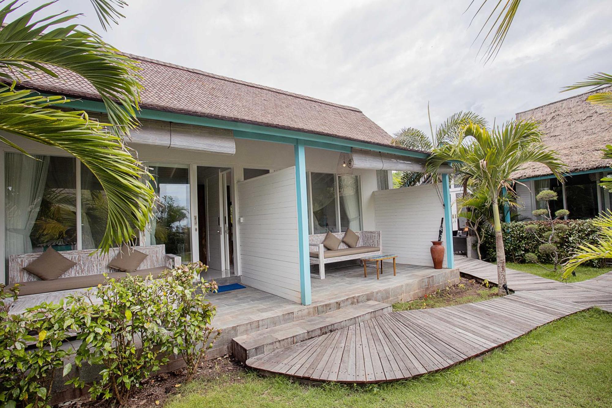 Water Blow Huts Lembongan Esterno foto