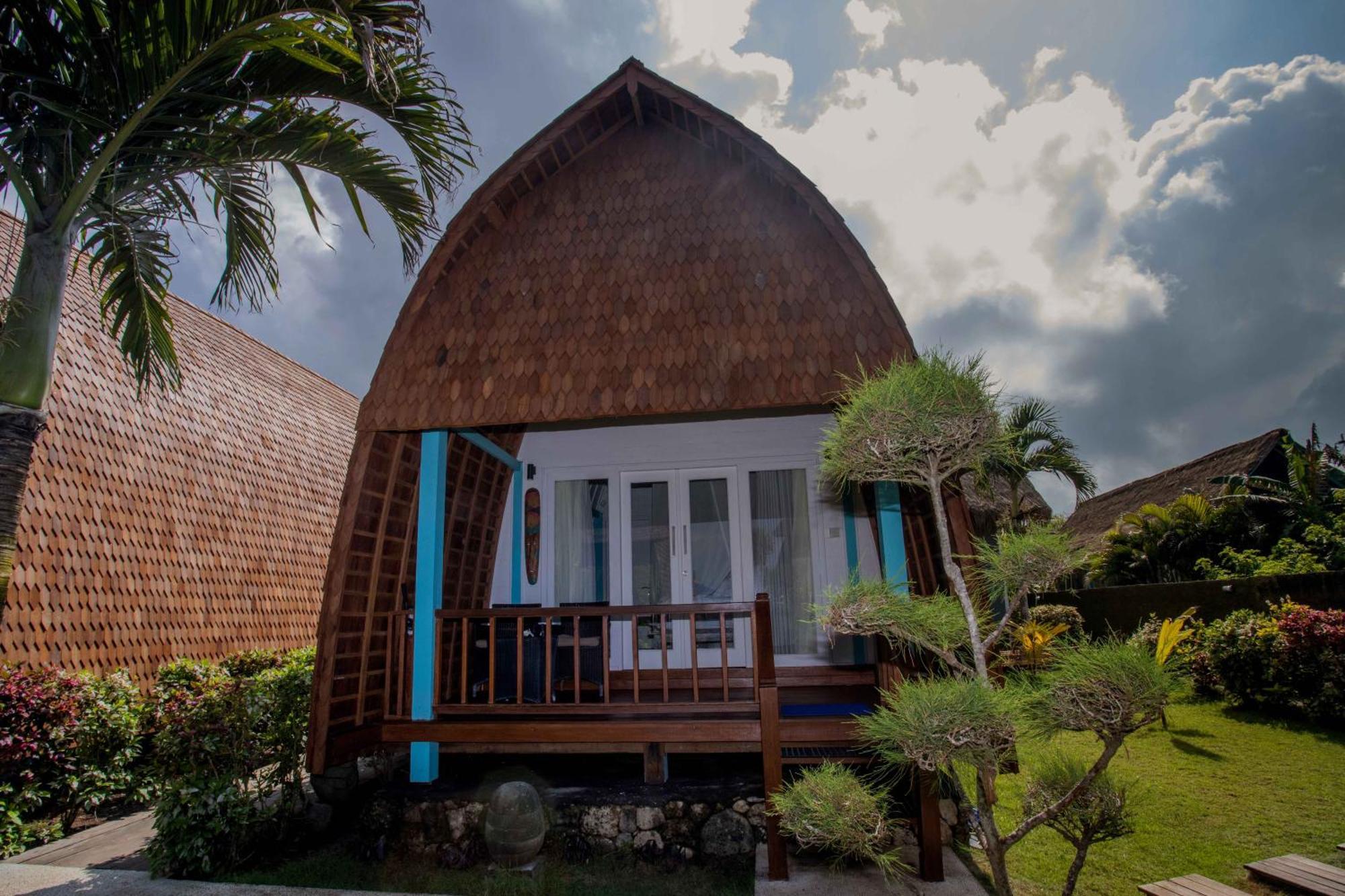 Water Blow Huts Lembongan Esterno foto