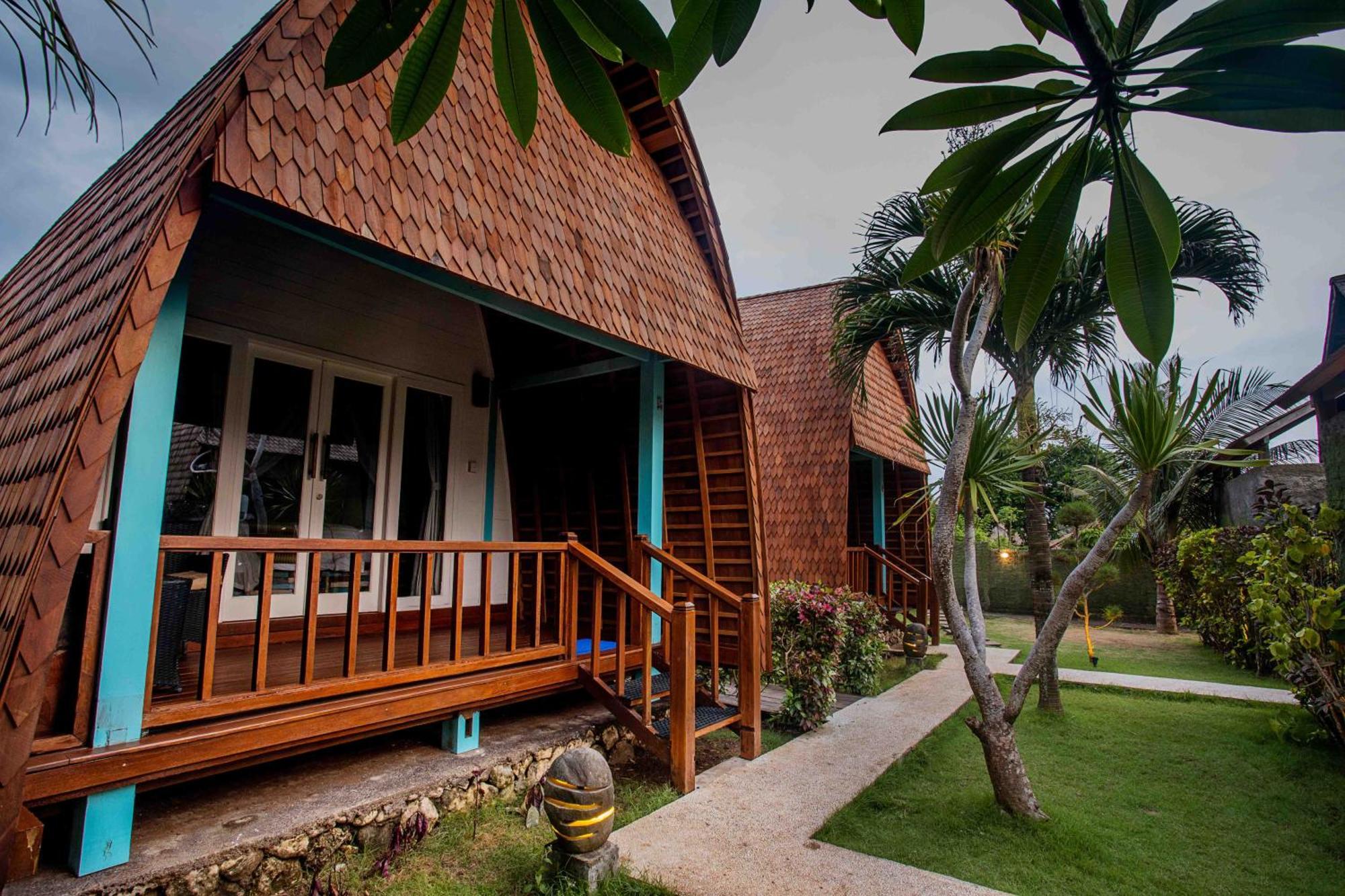 Water Blow Huts Lembongan Esterno foto